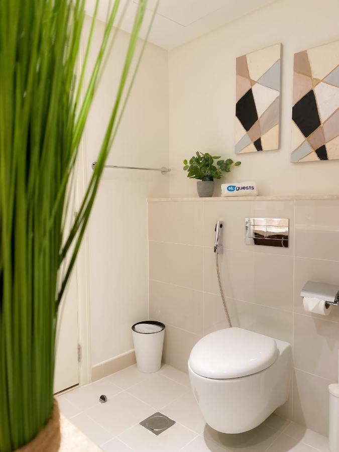 Higuests - Elegant Apt With Terrace Minutes From Burj Khalifa Dubai Exterior photo